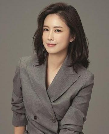 韩国女演员老年,韩国女演员的优雅晚年生活