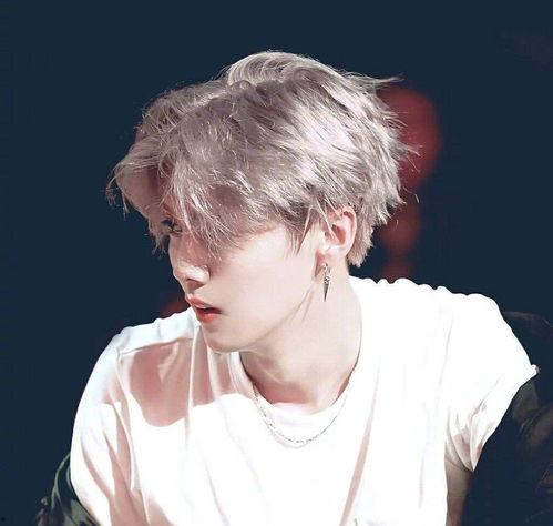 鹿晗头像帅气图片大全,帅气魅力集结，经典瞬间大盘点