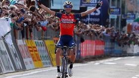 公路车比赛视频,公路车比赛精彩瞬间回顾