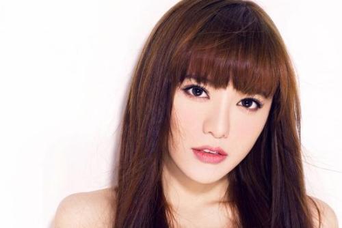 阿兰日本出道,跨越国界，日本乐坛闪耀的东方之星