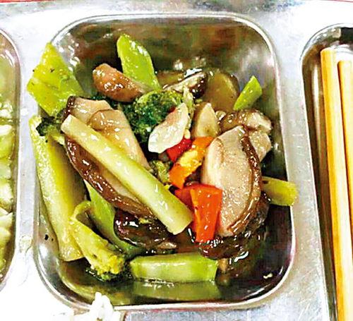 香菇难受图片,捕捉香菇的“难受”瞬间