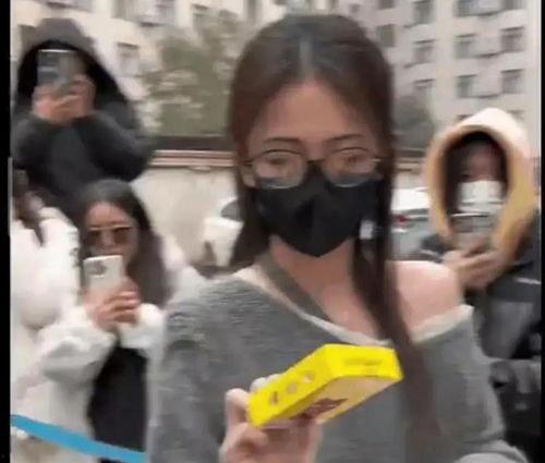 路人八卦爆料吃瓜视频,吃瓜视频揭秘娱乐圈幕后真相