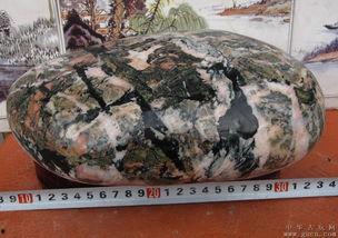 七彩石图片和价格,价格不菲的彩色宝石魅力解析